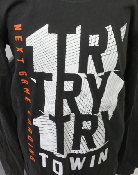 Langarmshirt Gr. 134/140 von YFK (4004) neu